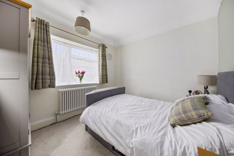 Riverside Crescent Holymoorside